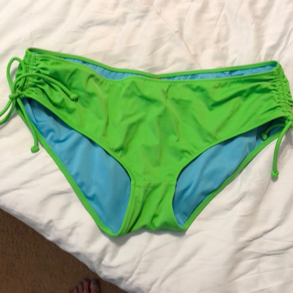 VS SWIM bottom (green) large with tie on sides